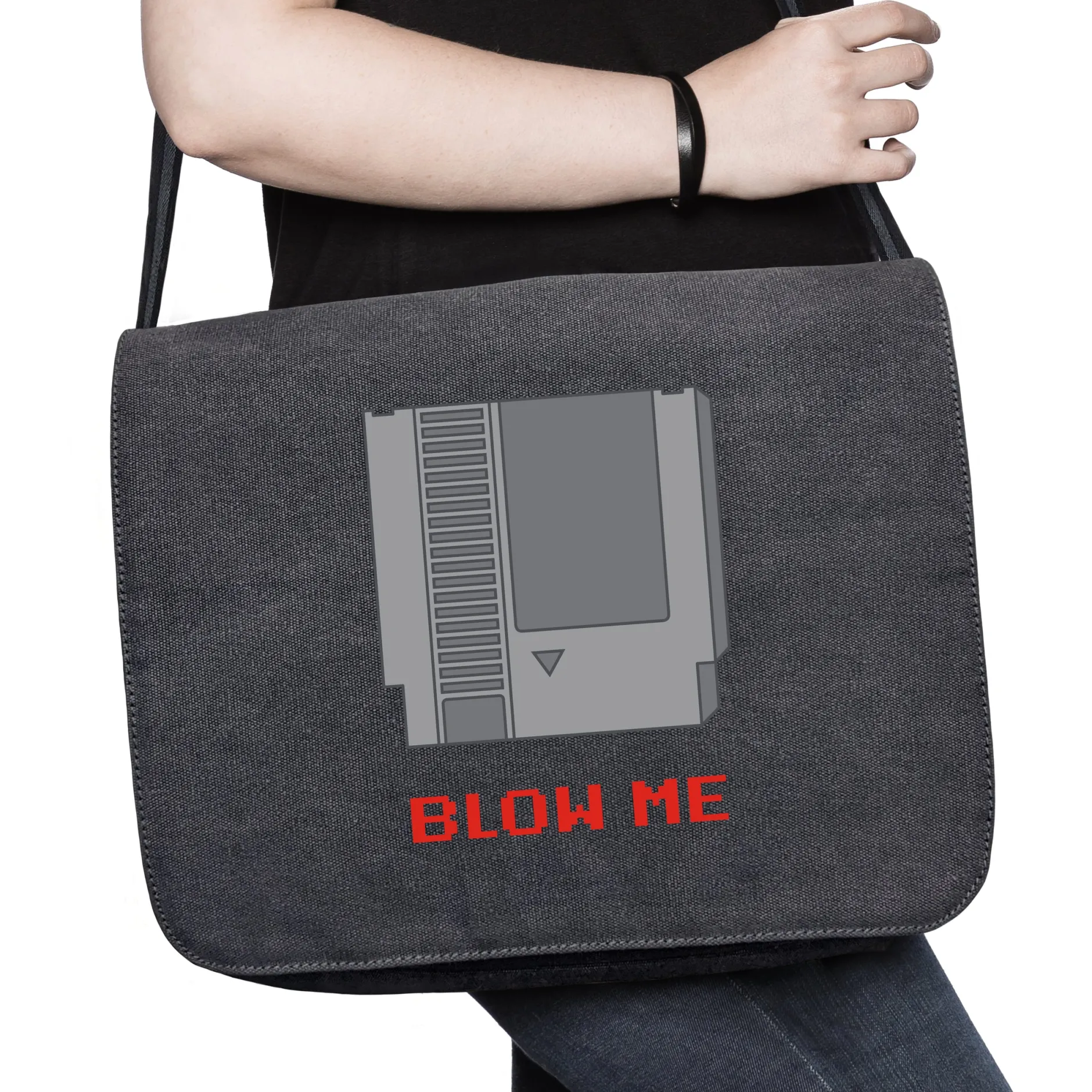 getDigital Retro|Merchandise^Blow Me