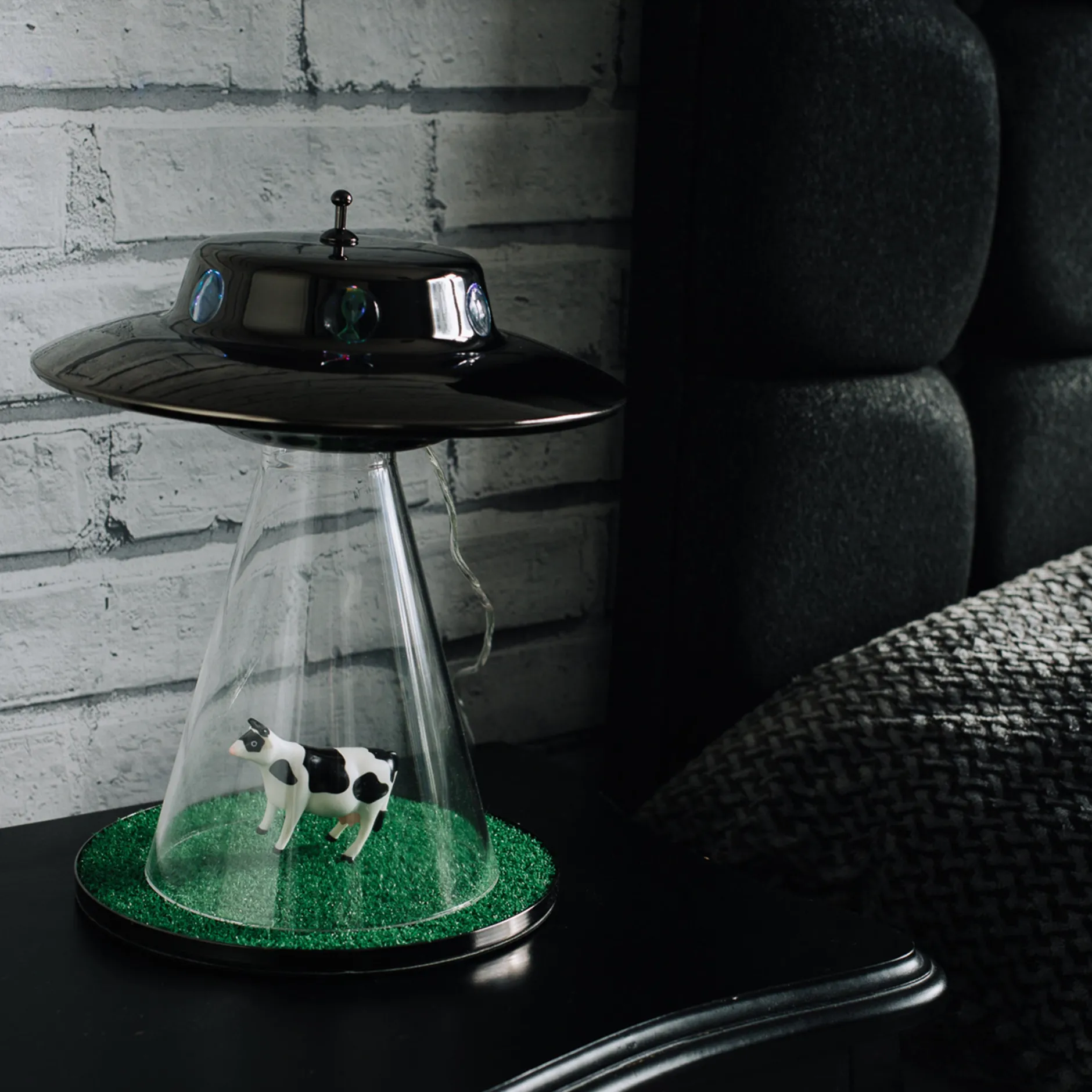 Tiger Global Licht^UFO Lampe